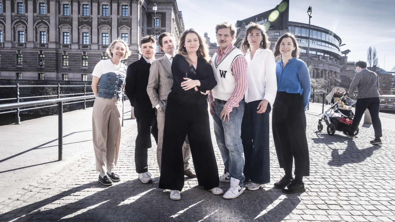 Maggie Strömberg blir ny chef för SvD:s politikredaktion, som består av Tove Friman Leffler, Erik Nilsson och Torbjörn Nilsson till vänster och Henrik Torehammar, Jenny Nyman och Karin Thurfjell.