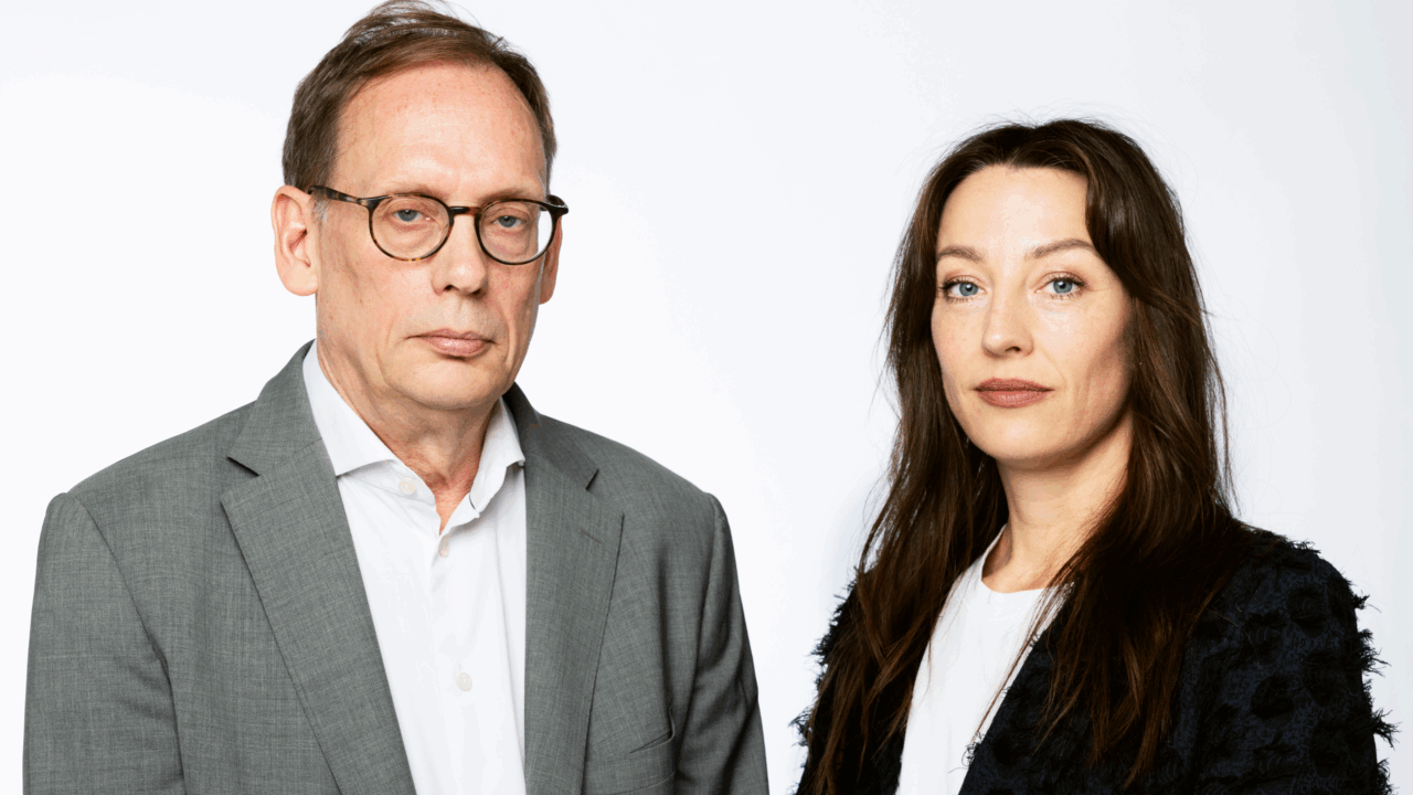 Inför riksdagsvalet växlar Aftonbladet upp sin politikbevakning och stärker den inrikespolitiska analysen med två kommentatorer. My Rohwedder får ett särskilt uppdrag att nå en yngre publik genom satsningar på ljud och rörlig bild, medan Oisín Cantwell går in som politisk kommentator med fokus på analys i text.