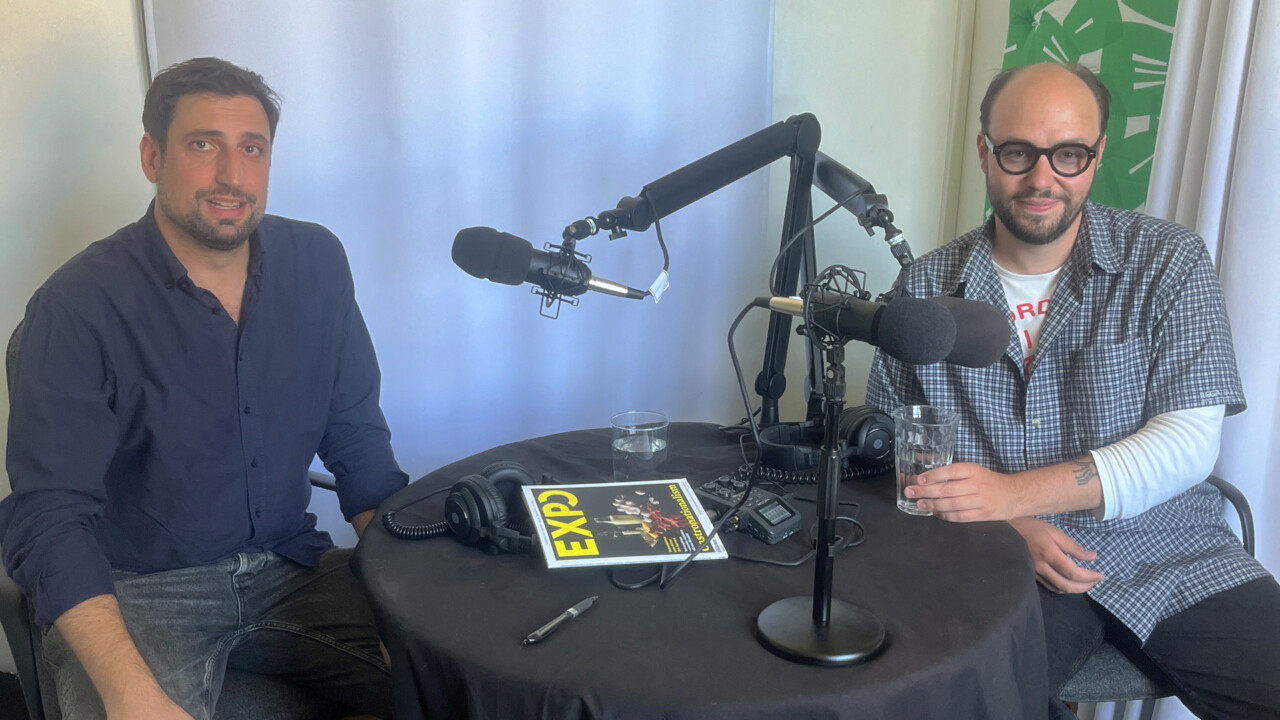 Expos Jonathan Leman och Erik Glaad i poddstudion.