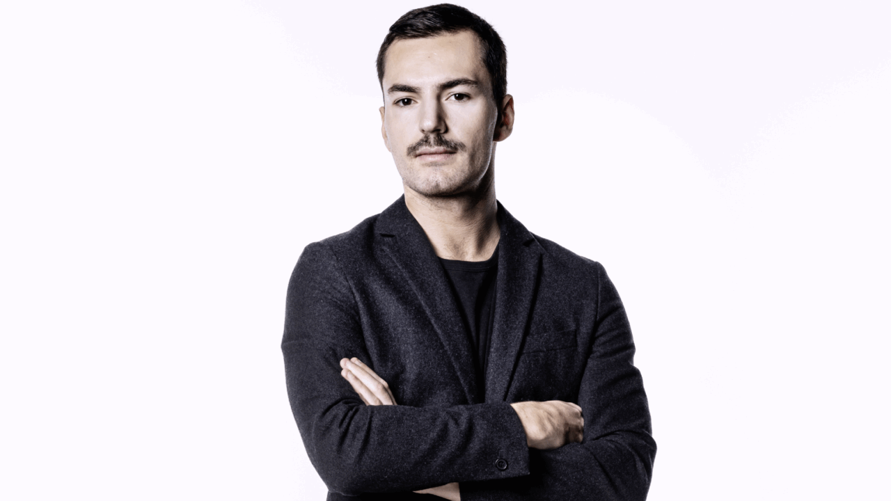 Adrian Sadikovic är nominerad till Daphne-priset.
