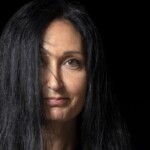 Sakine Madon prisas för sitt arbete för rätten att uttrycka konträra idéer i allmänhet och rätten att häda i synnerhet.