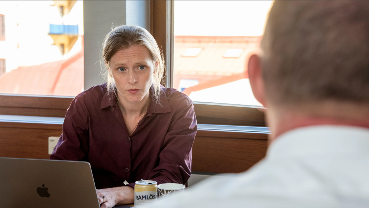 Karin Lundahl återvänder till Dagens Samhälle efter att ha bevakat dagligvarubranschen i två år.