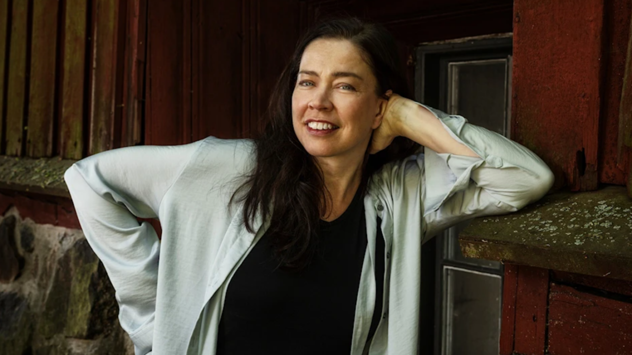 Sveriges Radio-journalisten Marie Lundström får Harry Martinsson-priset.