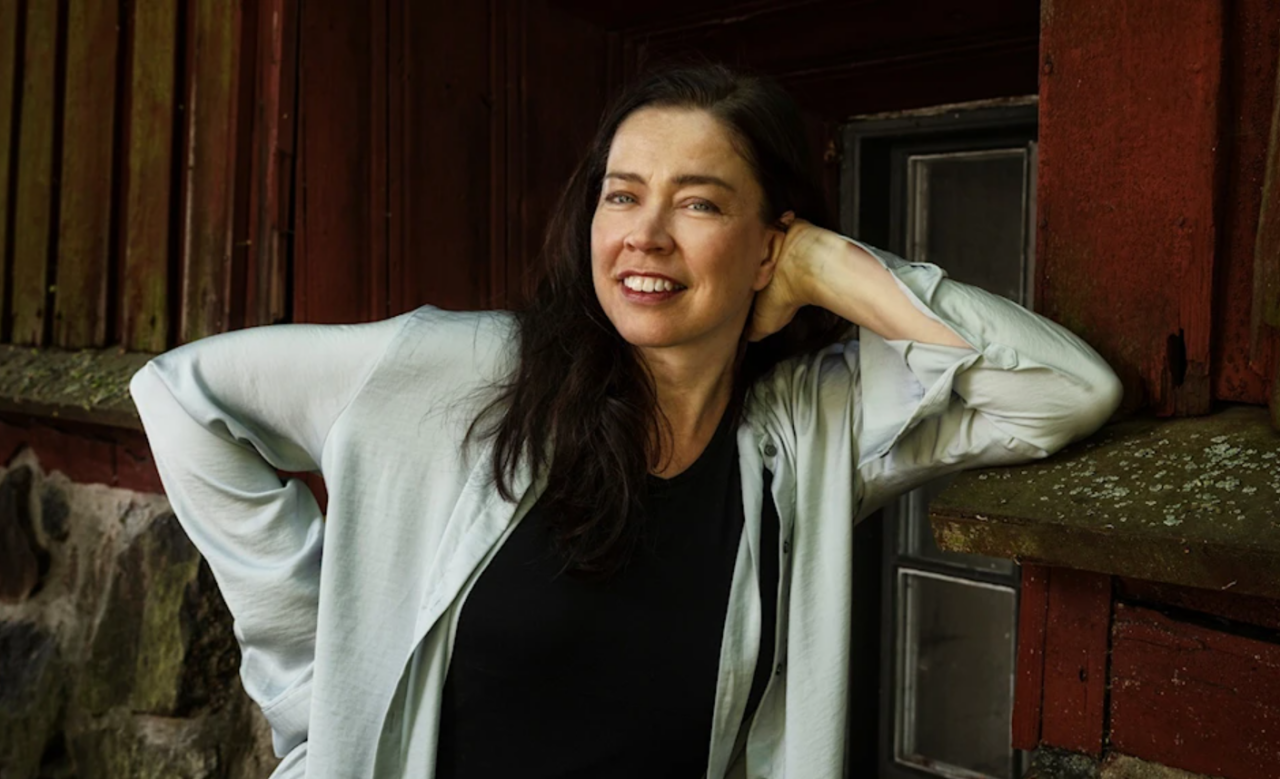 Sveriges Radio-journalisten Marie Lundström får Harry Martinsson-priset.