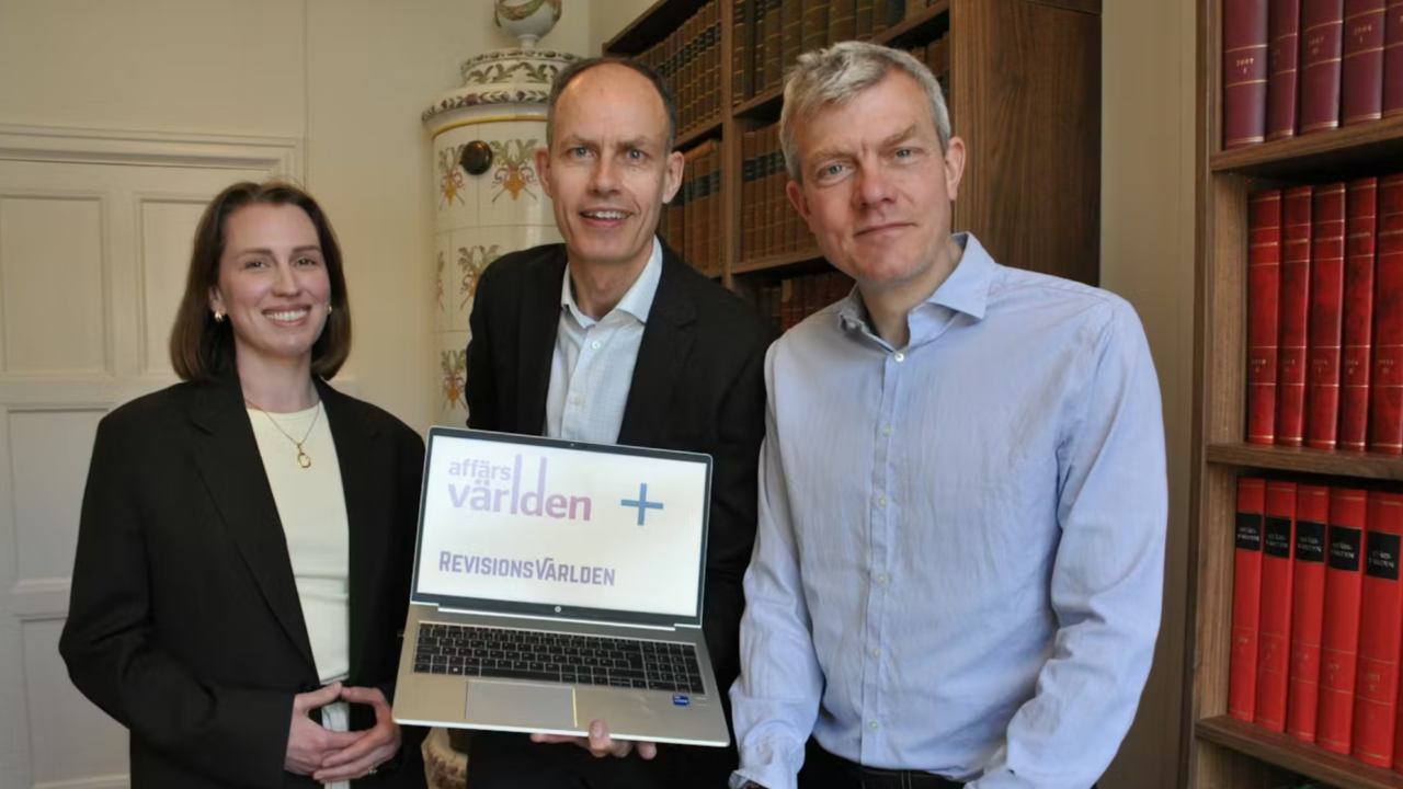 Josefin Sigedal, vd Nya Klara Publishing, vd och chefredaktör Martin Hammarström och Affärsvärldens publisher Peter Benson.