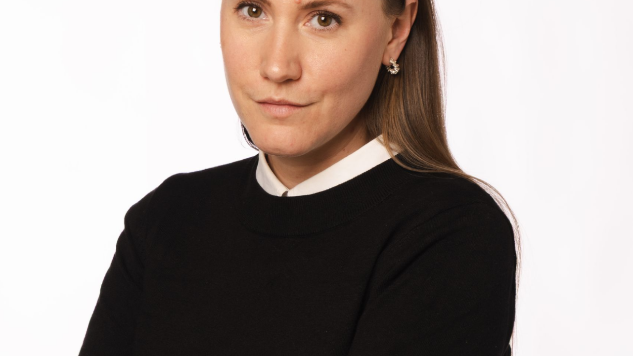 Caroline Kernen blir ny radio- och poddchef på Aftonbladet och får det övergripande ansvaret för både Radio Aftonbladets direktsända journalistik och Aftonbladets poddredaktion.